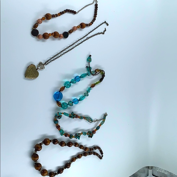 Necklace bundle - Picture 1 of 6